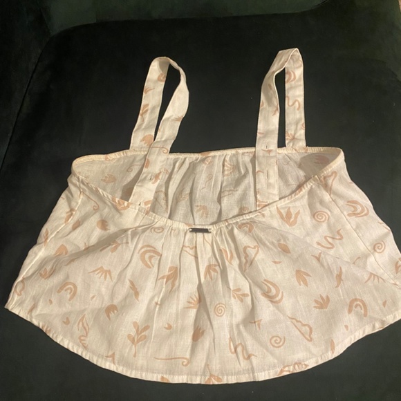 Billabong Crop - Picture 2 of 2